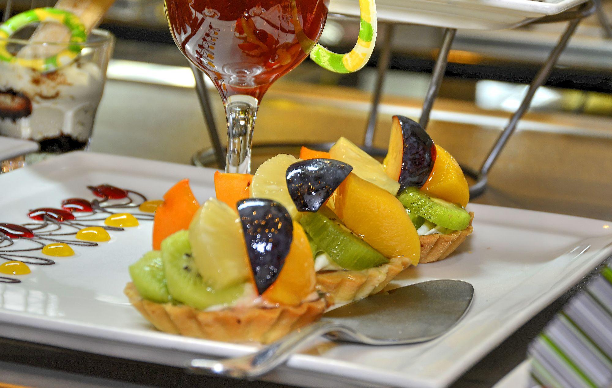 עיין סוחנה Stella Di Mare Grand Hotel מראה חיצוני תמונה Fruit salad