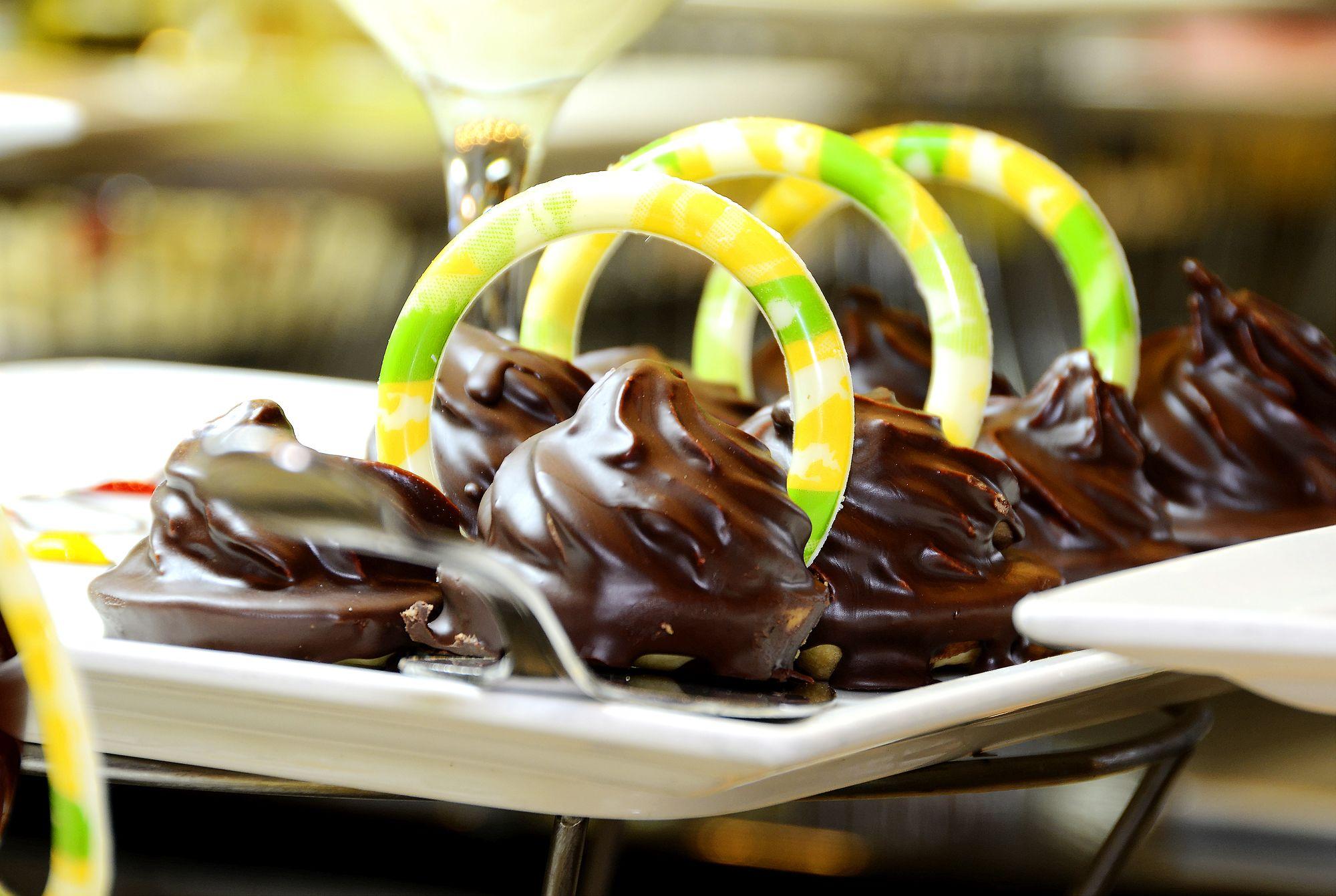 עיין סוחנה Stella Di Mare Grand Hotel מראה חיצוני תמונה Chocolate-covered crickets