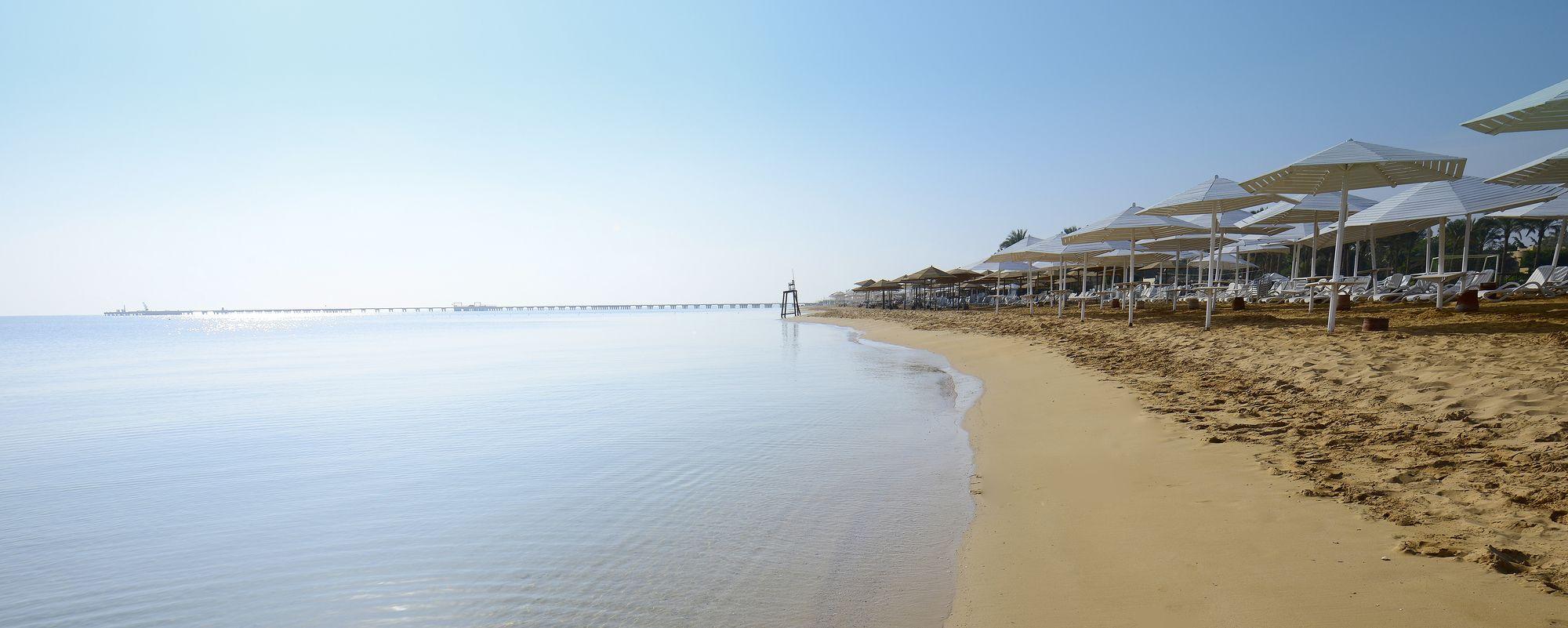 עיין סוחנה Stella Di Mare Grand Hotel מראה חיצוני תמונה The beach of El Alamein